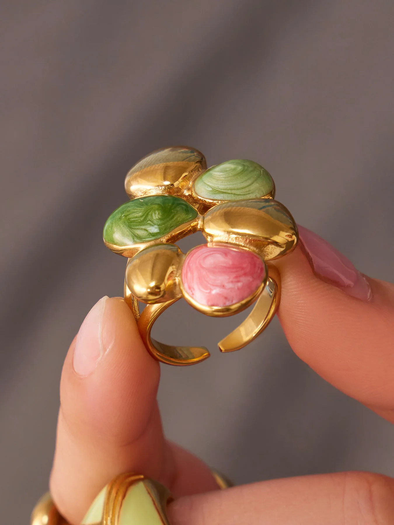 Übertrieben Bunter Emaille-Tropfenring aus 316L Edelstahl mit 18K Goldplattierung für Damen, Wasserfest und Farbecht – Detail 8