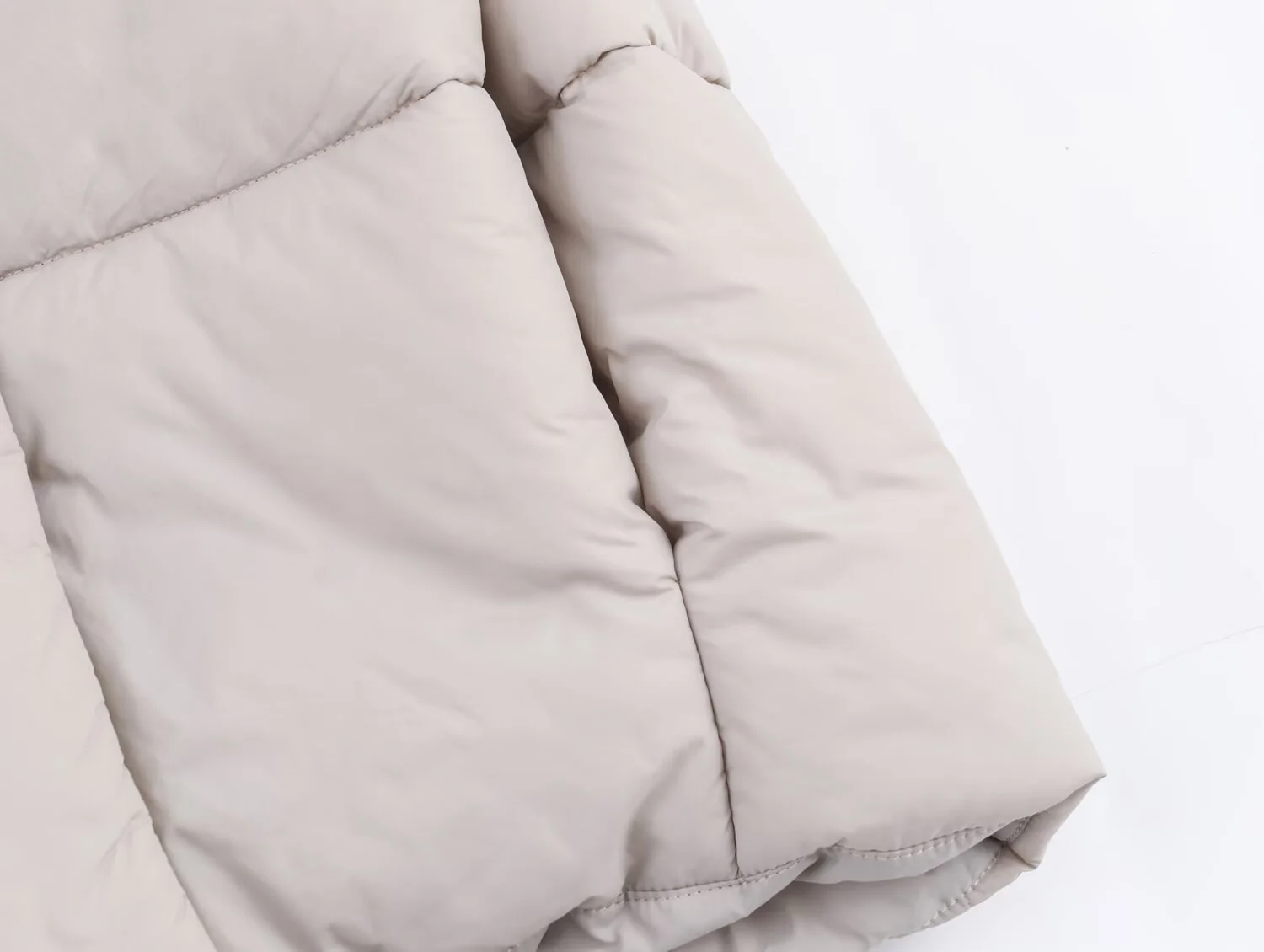 2025 Winter New Women's Casual Fashion Simple Personalized Long-Sleeved Hooded Waterproof Cotton Jacket