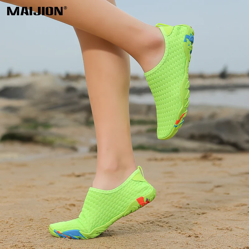 Light Unisex Swimming Aqua Shoes Men Breathable Beach Wading Shoes Women Quick Dry Water Sports Shoes for Surfing Boating Diving
