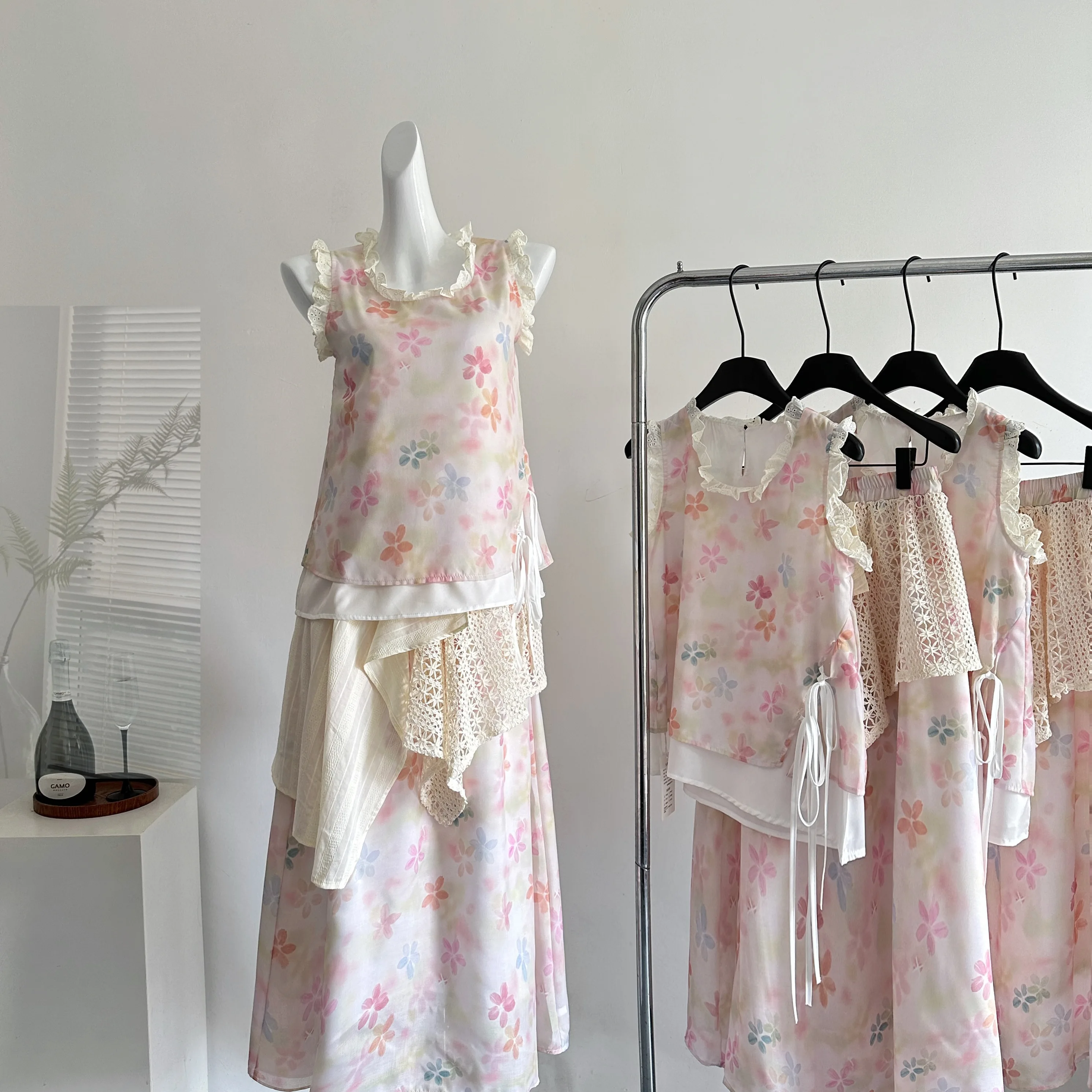 

Floral Printed Camisole Top Summer Stylish Sweet Loose Spliced A-line Long Skirt Set Two Piece Set Women Outfits