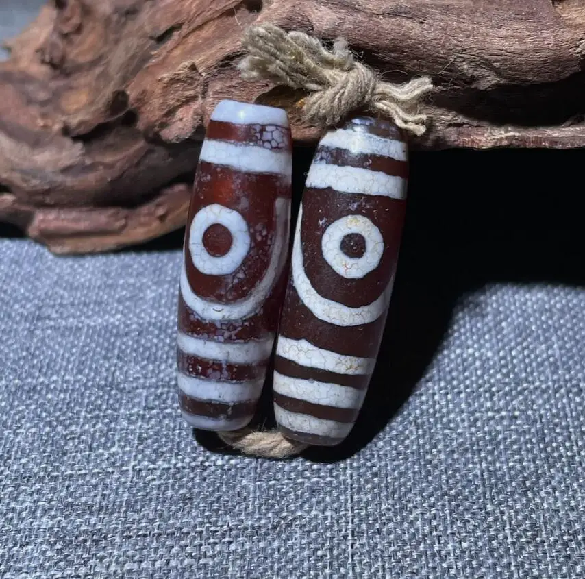 Tibetan Nepalese Himalayan Ancient agate Old Dzi Talisman 2 eye Beads Amulet