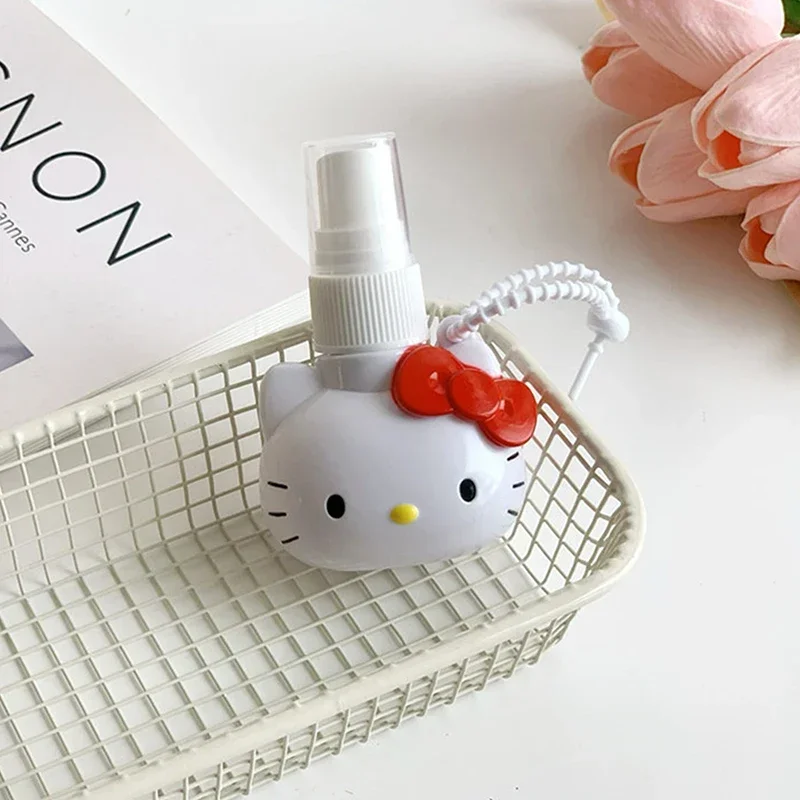50ml Kawaii Anime Sanrio Flacone Spray Kuromi Cinnamoroll My Melody Studente Viaggio Cosmetici Portatili Profumo Alcol Press Bottl