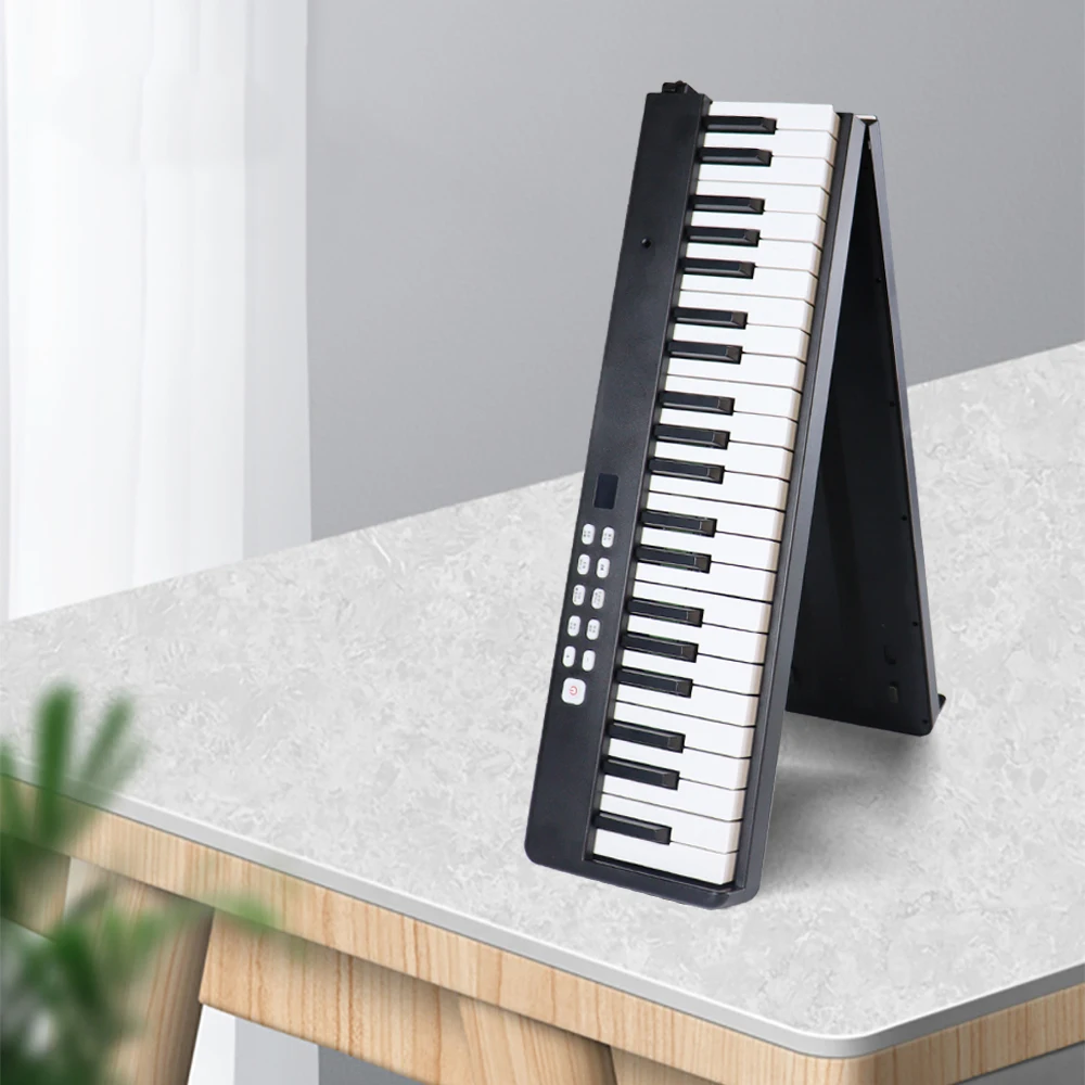 

Rechargeable Beginner Portable Electric Piano 88 Key Foldable Digital Keyboard with USB Power Supply and Piano Bag