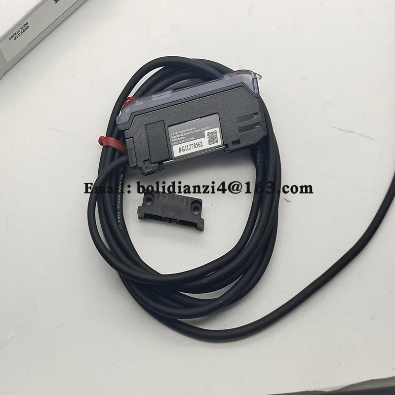 New sensor for proximity switch FS-V11 FS-N11N FS-N18N FS-V21 FS-V31 FS-V21R FS-V21PR In stock