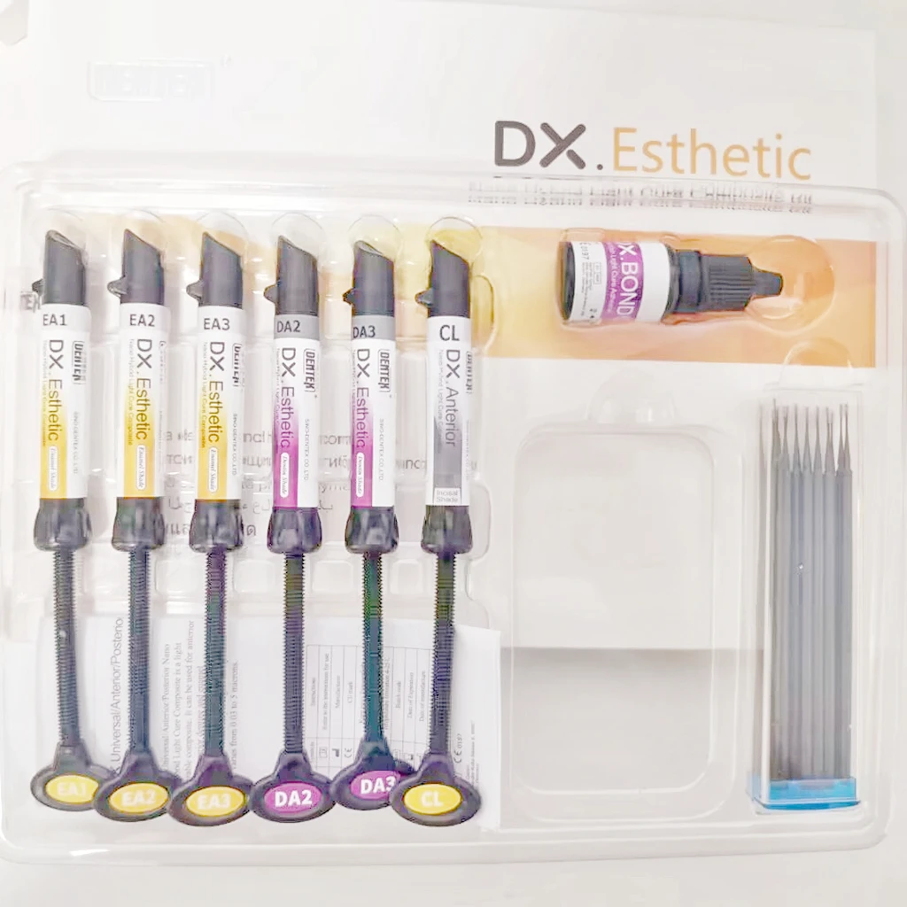 Dentale Dx. Ripristino dei denti anteriori incisivi composito fotopolimerizzabile ibrido Nano