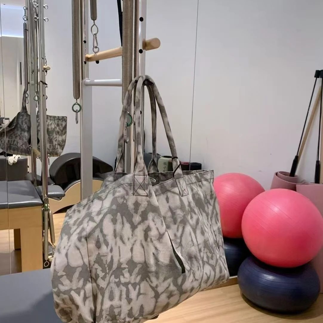 

LO Yoga Handbag Large Capacity Shopping Bag Neutral Shoulder Bag Minimalist Large Capacity Sports Gym Bag Neutral Shoulder Bags