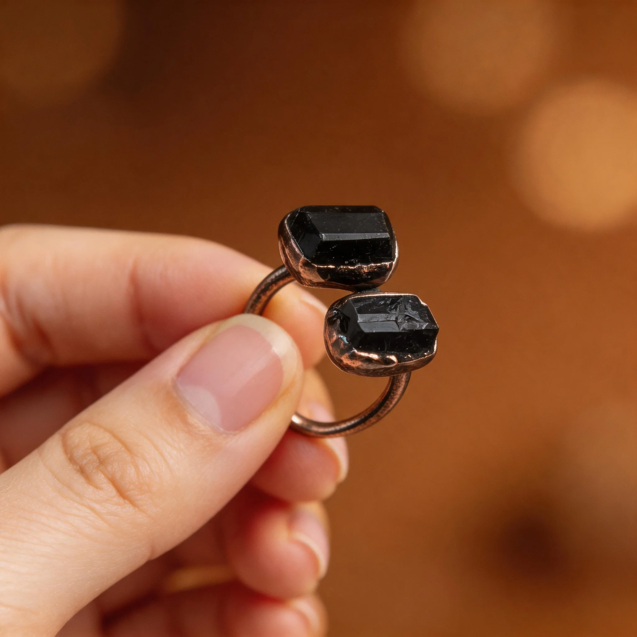 Natural Raw Black Tourmaline Ring Adjustable Open Band Handmade Hammered Copper Tone Solder Plating Ring Irregular Rough Stone