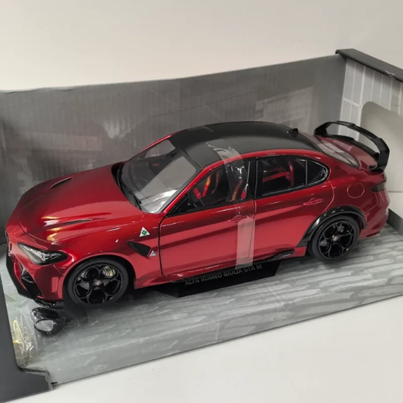 

Paint defect SOLIDO Alloy 1/18 Scale ALFA ROMEO GIULIA GTA 2021 Racing Car Model Static Decoration Collectibles Gift Toys