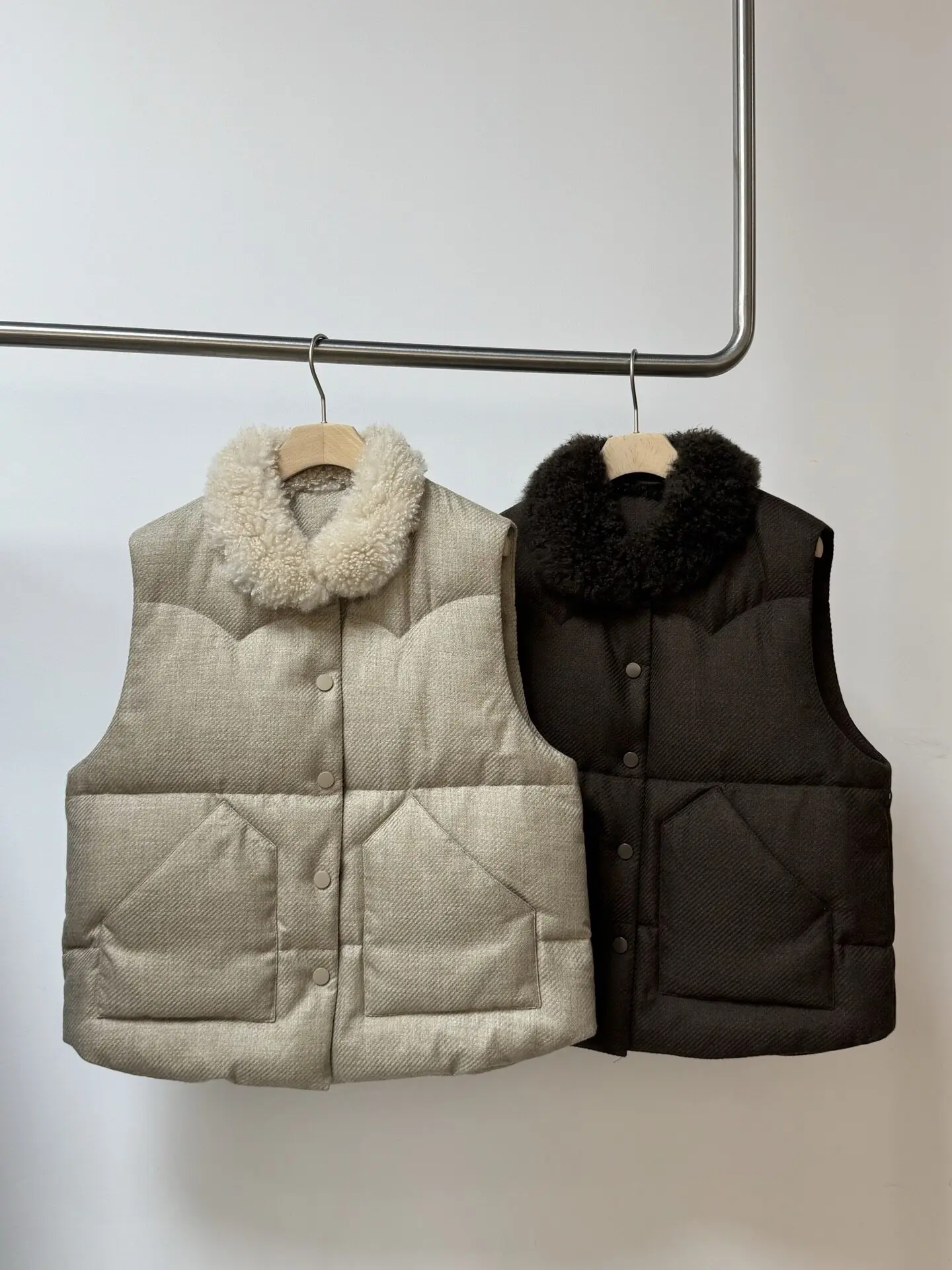 26 Autumn Winter New Women's High Quality Woolen Collar Goose Velvet Vest Coat