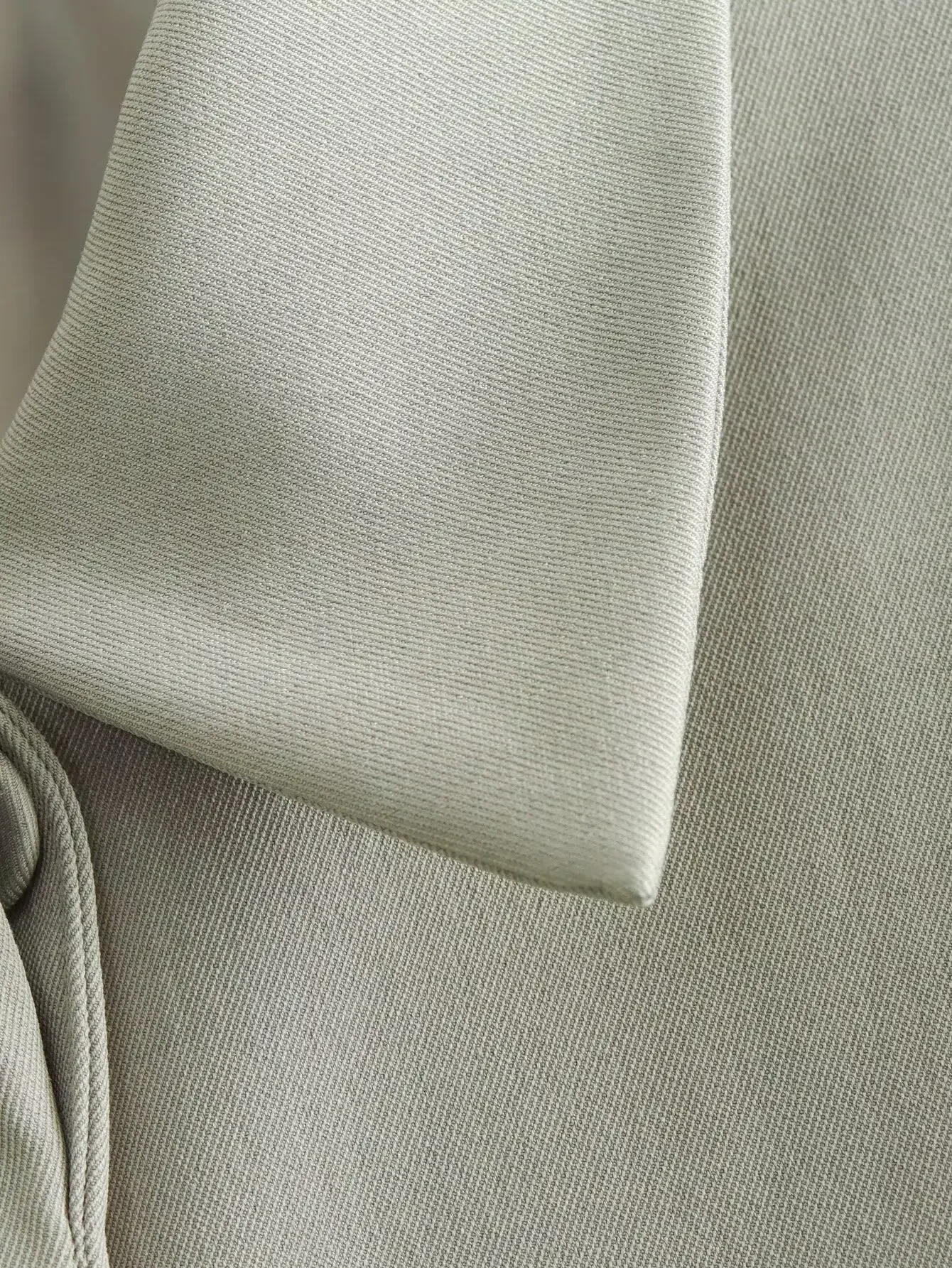 HH Elegantes Damen-Set: Einreihige Cropped-Jacke und Weite Hose mit Knopfleiste, Casual Büro-Arbeitskleidung, Wochenend- und Party-Outfit, 2-teilig – Detail 9
