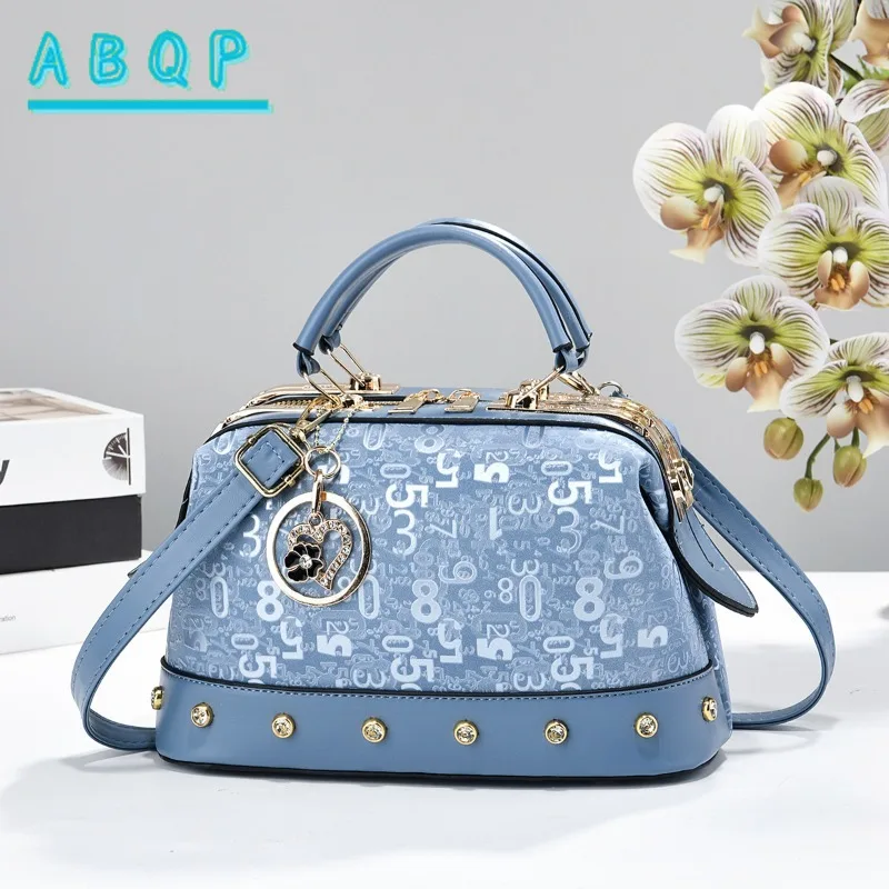 

New Women's Shoulder Bag Luxury Brand Diamond-encrusted Fashionable Women's Shoulder Bag Large Capacity Women's Bag High Quality