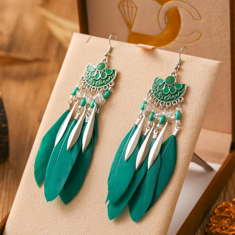 New Drop Oil Fan Shaped Feather Earrings for Women Fashion Bohemian Long Silver Color Metal Rice Bead Dangle Earring Jewelry