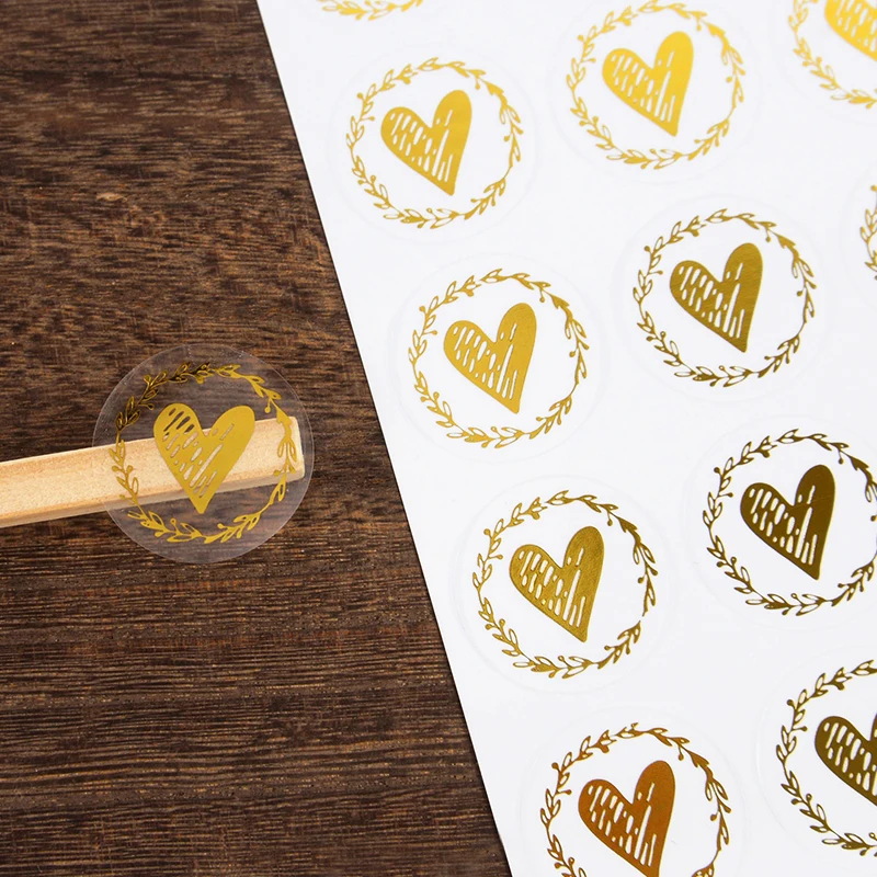 

200Pcs Bronzing Transparent Sealing Stickers Love Heart Round Gold Silver Envelop Candy Bag Label for Baking Gift DIY Decoration