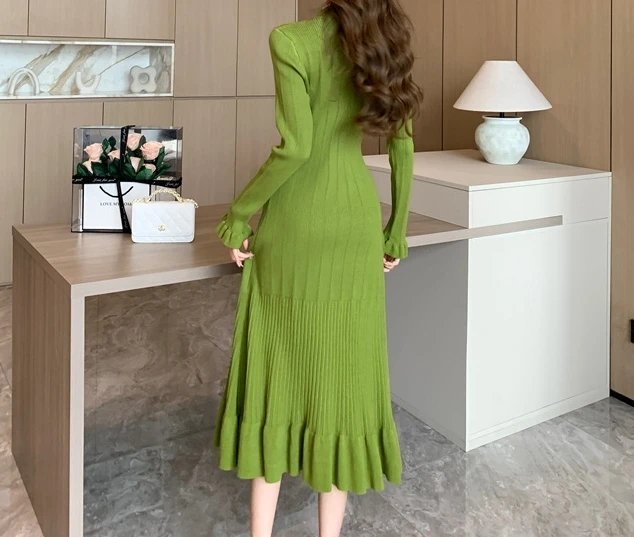 French Women's Sweater Dress Elegant Socialite Solid Button Decor V-Neck Long Sleeved Fishtail Ruffled Hem Sweater Long Dresses