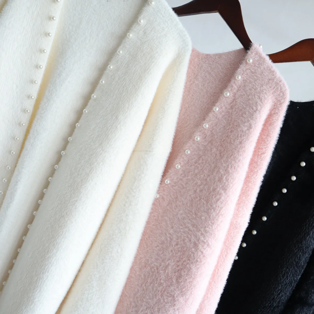 2024 Autumn Women Open Stitch Vintage Thick Furry Pearl Beading Warm Cardigans Long Sweater Coat Cardigans Pink Beige Outwear