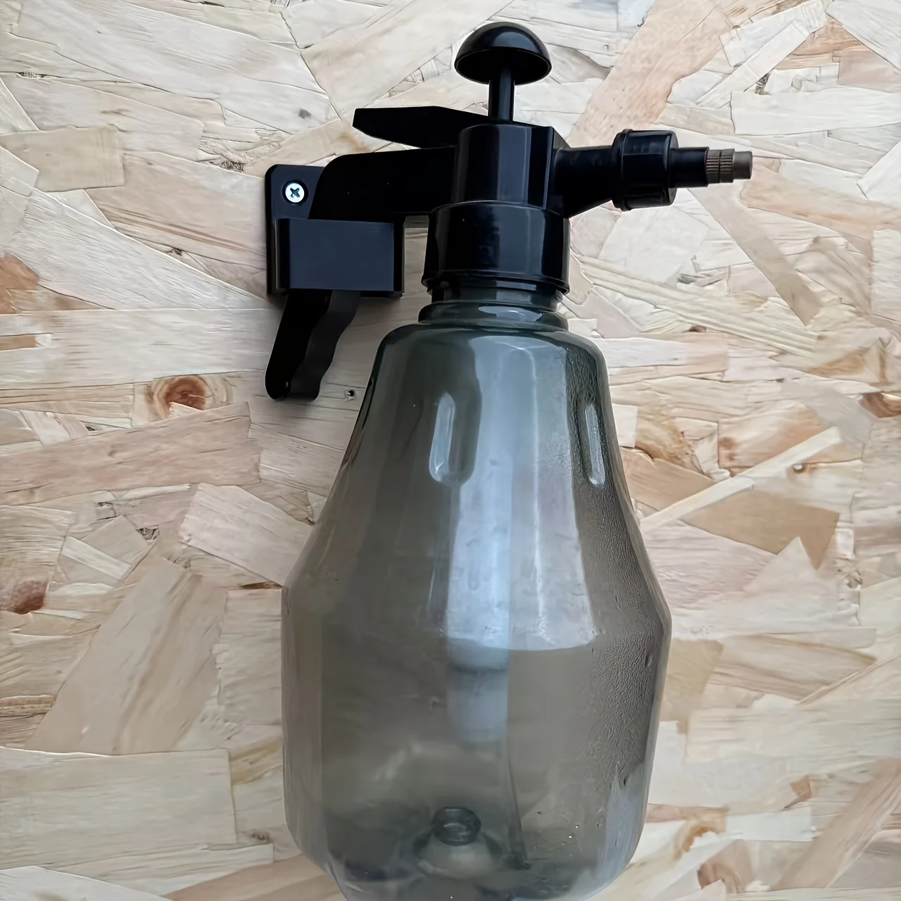 3D Wall‑Mounted Plastic Spray Bottle Desk Storage Hook,Tool Holder, Space‑Saving Organizer for Garden&Workshop, Garage Wall Rack