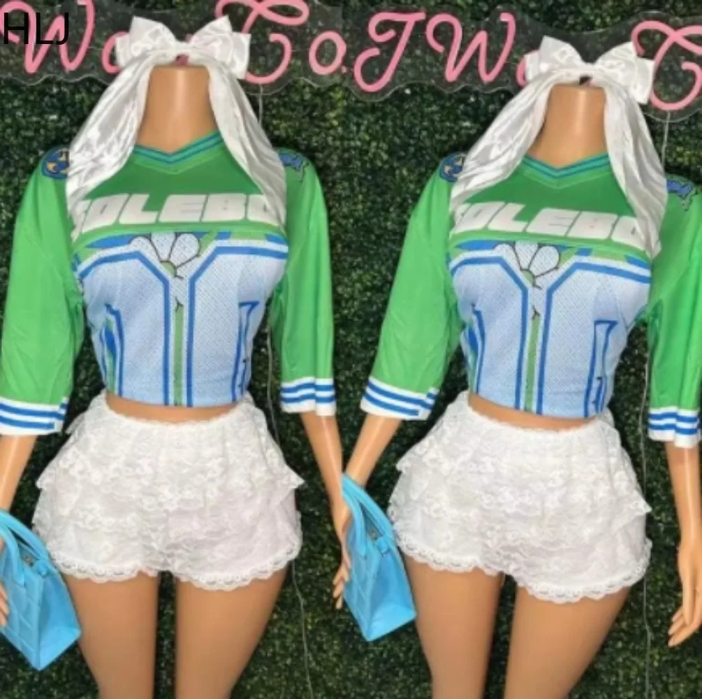 HLJ Sweet Fashion Letter Print Tshirt Dwuczęściowe zestawy dla kobiet V Szyja Krótki rękaw Luźny top i spodenki z falbanką Strój Streetwear