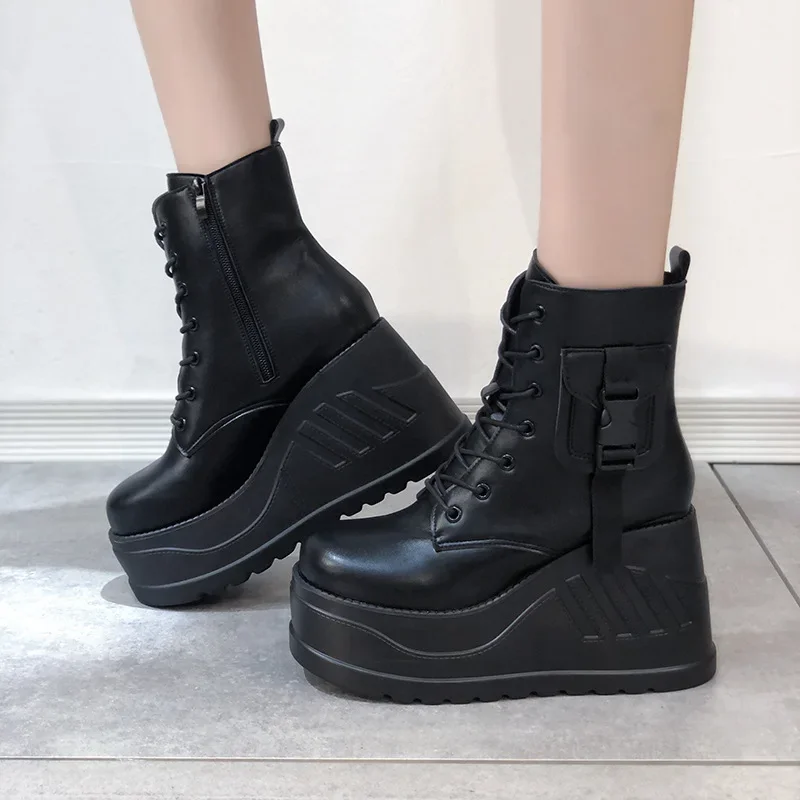 Side Zip Women Platform Shoes Black Gothic Buckle Pu Leather Woman Creeper Punk Boots Female Black High Heel Ankle Short Boots