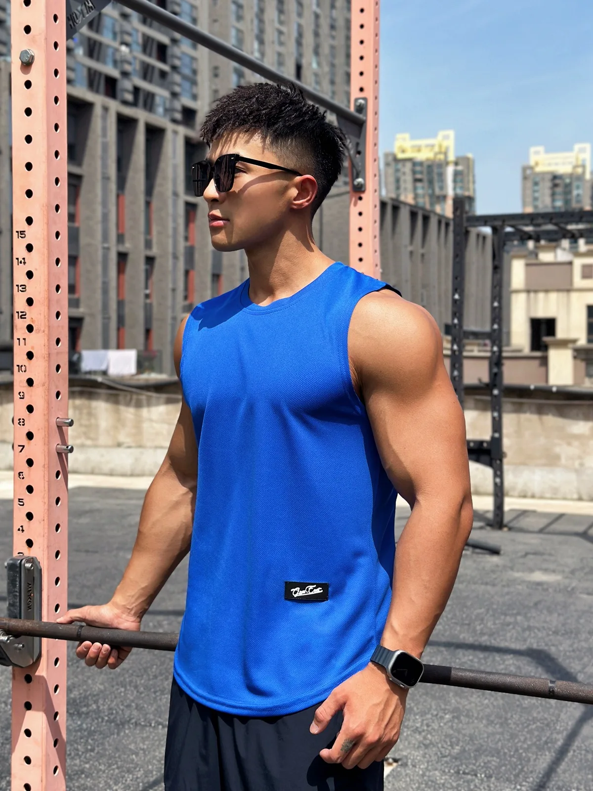 2023 Mens Gym Tank top Men Fitness Sleeveless Shirt Male Mesh Breathable Fitness Sports Vest Undershirt Quick-dry Running Vest