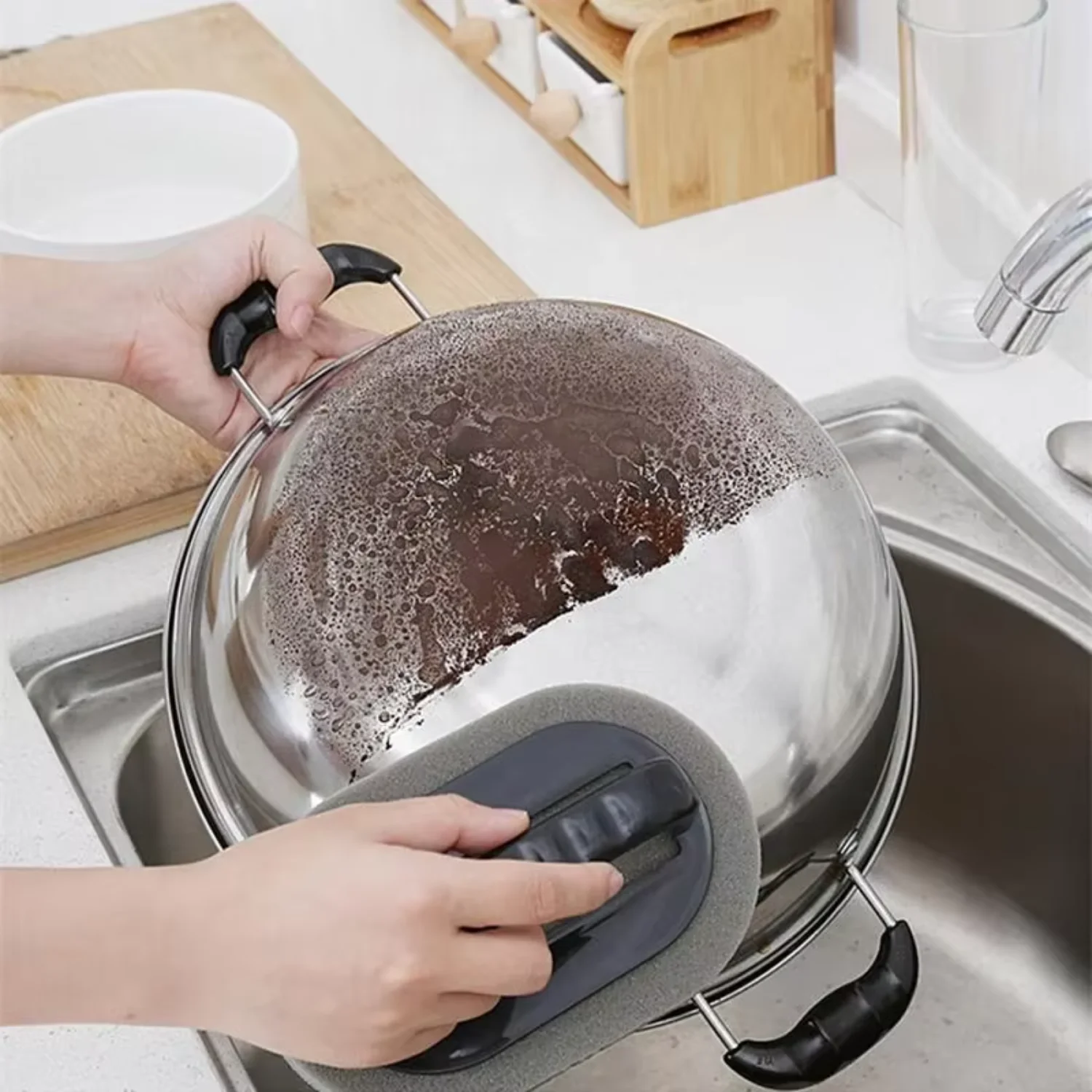Magical Sponge Rust Remover Brush Cleaning Brush Descaling  Pan Pot Cleaner Strong Decontamination Brushes with Handle Loofah