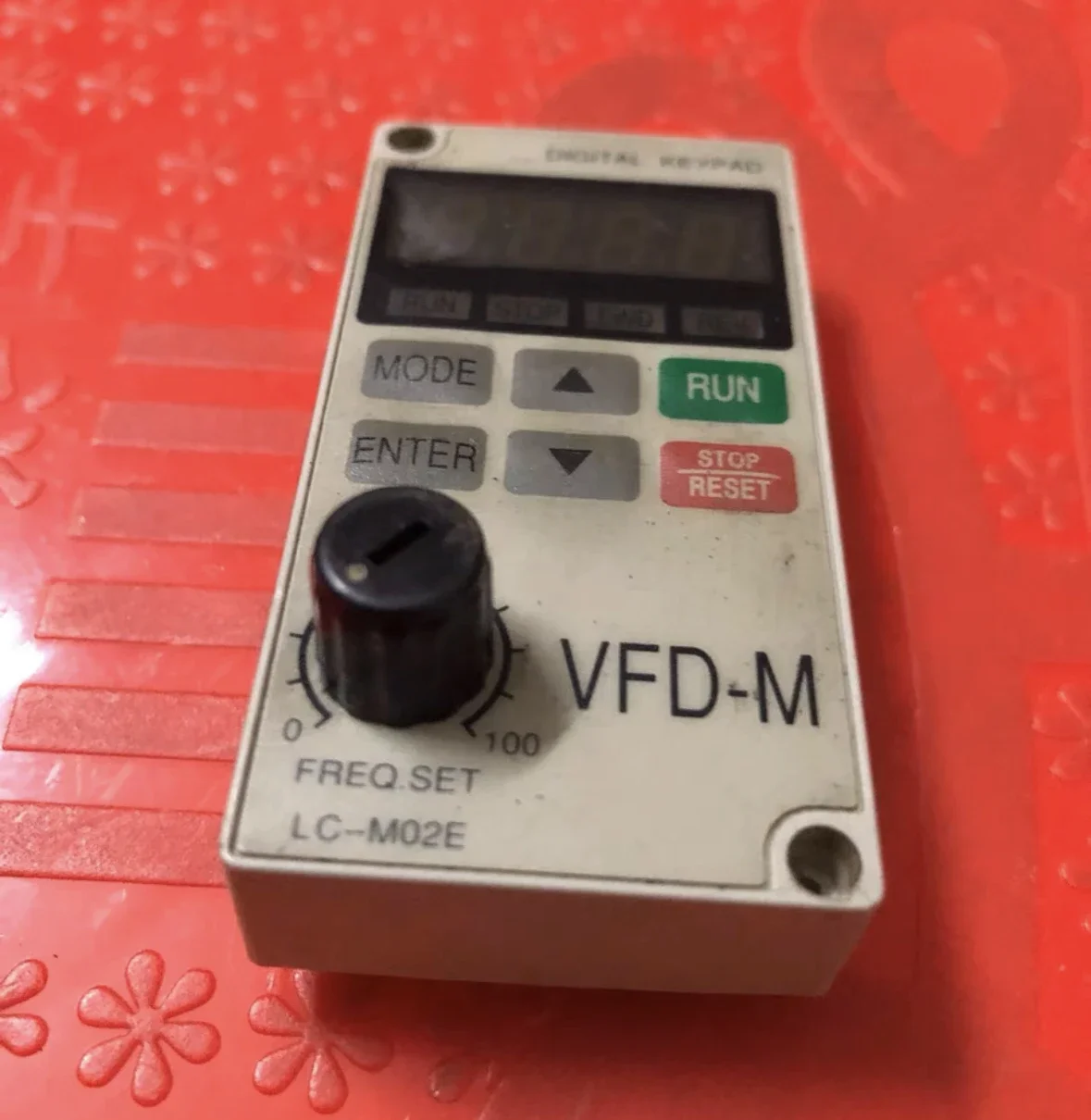LC-M02E second-hand VFD-M frequency converter operation panel