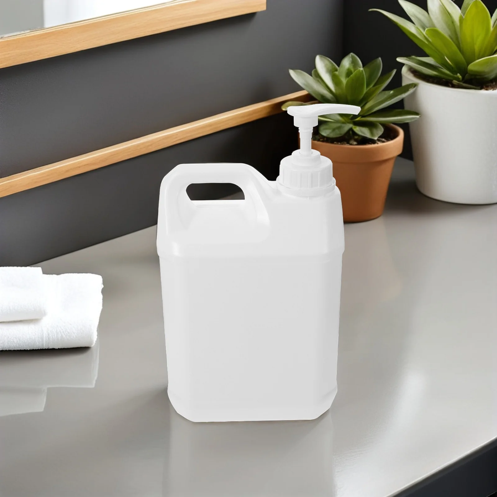 

2Pcs Plastic Liquid Soap Dispenser Pump Bottles Large Capacity Refillable Shower Body Wash Lotion Shampoo Container Transparent
