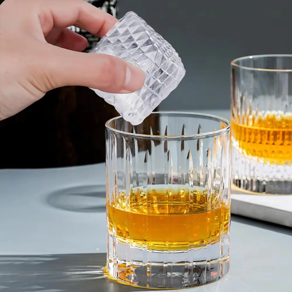 Ice Cube Tray Silicone with Lid Round Square Ice Ball Mold Spherical Silicone Ice Cube Mold for Kitchen Cocktail Whiskey Drink view 4
