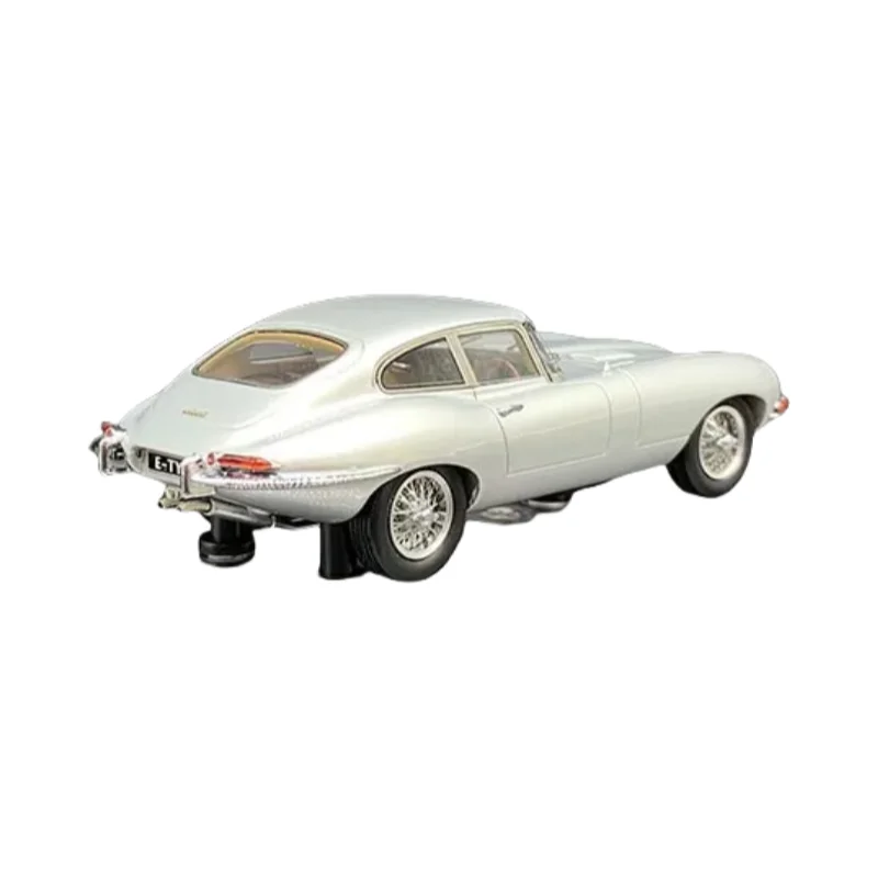 Scale model 1:43 Jaguar Model 1961E convertible hardtop Alloy model collection Decorative pieces for children\'s birthday gifts.