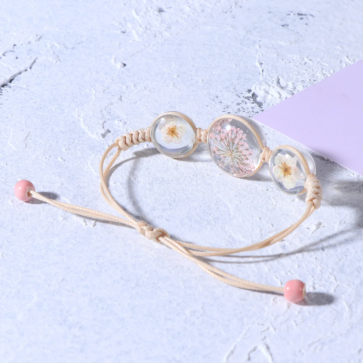 

Crystal Glass Ball Bracelet White Dried Flower Adjustable Hand-Woven Rope Handmade Hand Chain Ideal Gift for Daughter Grandchild
