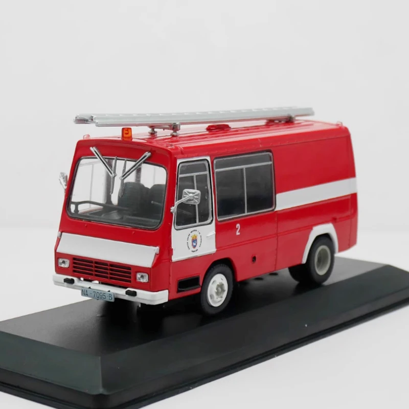 IXO Diecast escala 1:43 SAVA 1973 motor de bomberos modelo de vehículo de aleación colección de simulación terminada decoración regalo pantalla estática