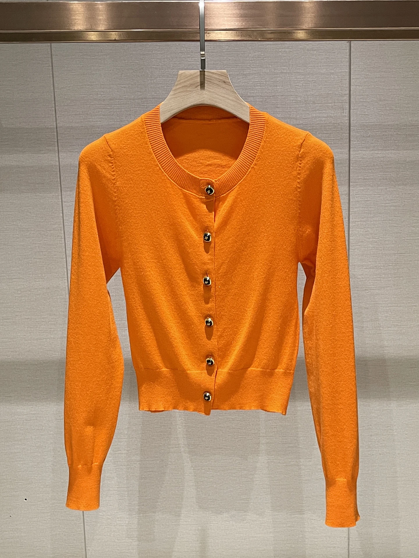 

Вязаный ор Све Женский кардиган Оранжевый круглый Ne Long Sve Winter New Sle Faionable mat Design