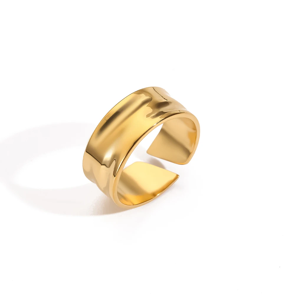 EManco Stainless Steel Gold Plated Fashion Wide Ring, Simple Style Suitable for Men\'s Party Wear, Fine Jewelry