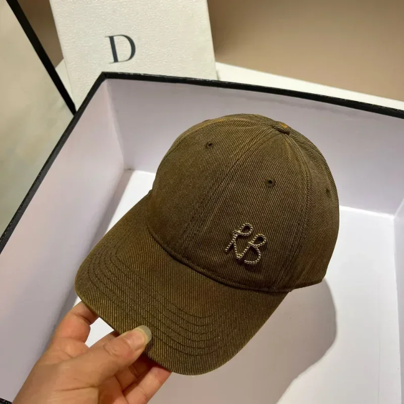 

Metal Letter Snapback Cap - Adjustable Hop Dad Hat for Men & Women, Fashion Baseball Cap