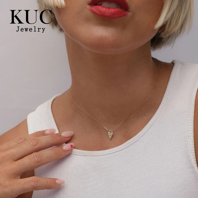 

Exquisite Light Luxury Elegant 925 Sterling Silver Fine Jewelry Heart Shape Zircon Pendant Necklaces for Women