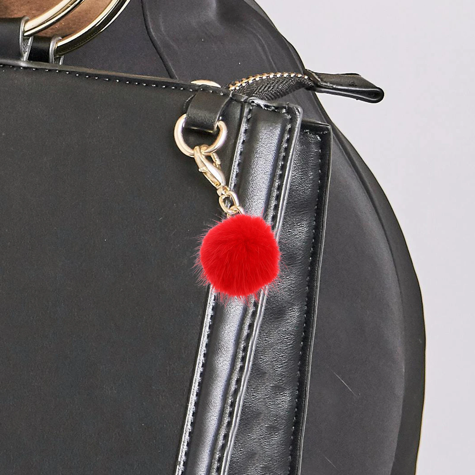 

2Pcs 45mm Faux Ball naments Red Pompom Accessories for H bags Phone Charms Shoe Clips Hairball Decorations Jewelry