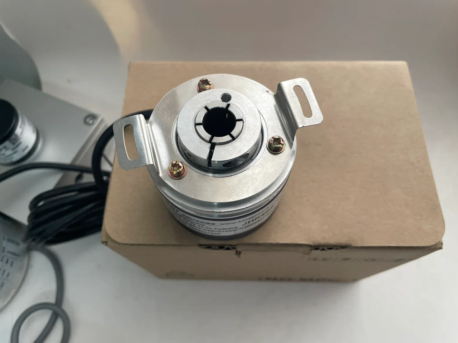 2025 Brand New BEI Sensors JHK508-1024S001 Rotary Encoder JHK 508-1024-S0001 hollow shaft 1024PPR Good Price