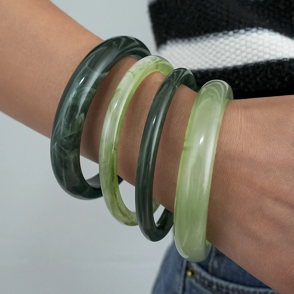 KMVEXO 4Pcs/Set Green Fashion Resin Bangle Set for Women Jewelry Korean Cuff Bangles Bracelets Charms Designer Round New Gifts ﻿