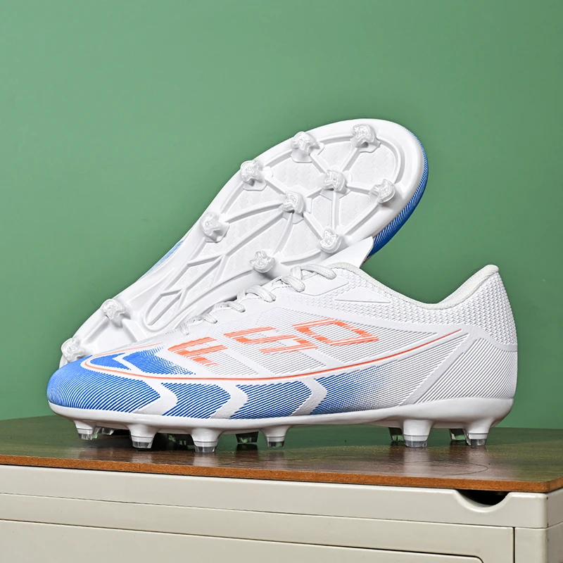 New Men Football Boots Futsal High Ankle Breathable Non-Slip High-quality Ultralight Soccer Shoes Sports Shoes Outdoor Match