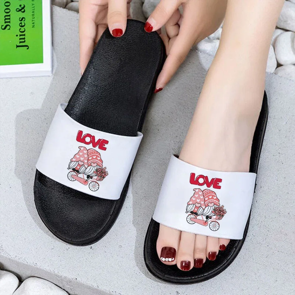 

2023 Women Slippers Cartoon Valentine's Day Beach Slides Shoes Woman Bathroom Slide Sandals Women Couple Girls Shoes Flip Flops