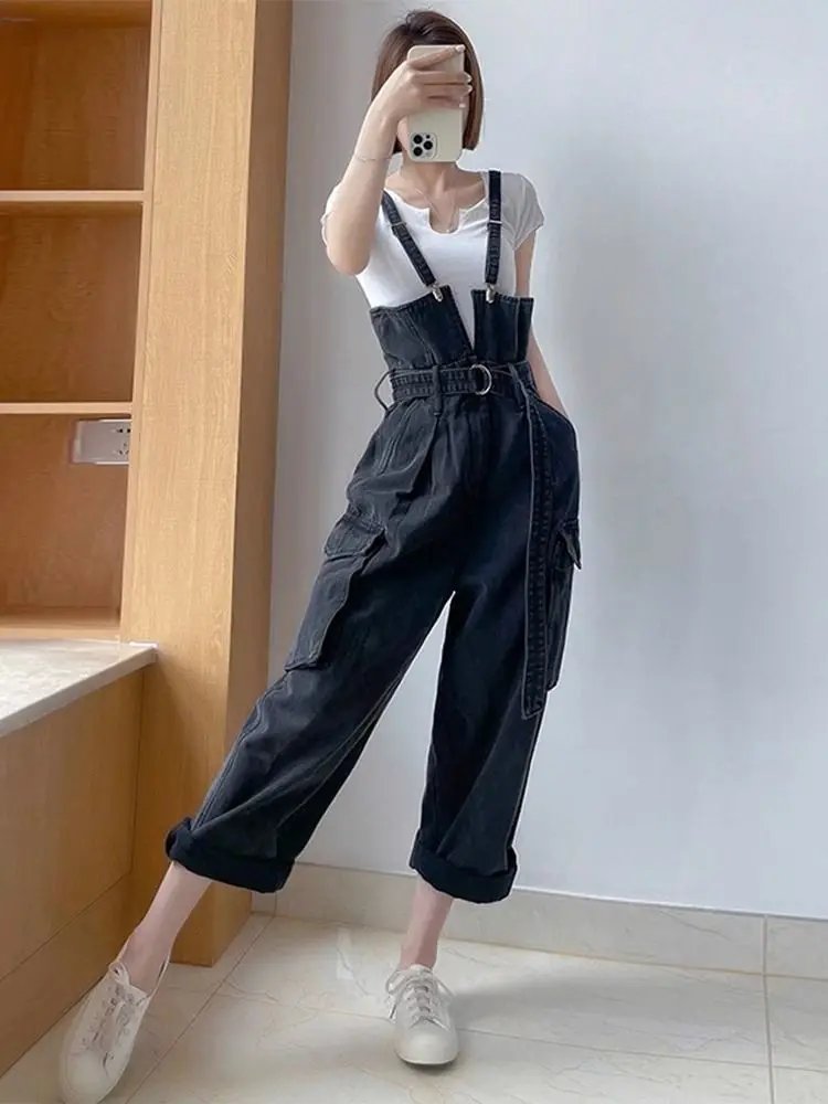 Kombinezony damskie, ogrodniczki damskie, skarpetki, kombinezony z wysokim stanem, kombinezony wakacyjne, kombinezony z frędzlami, kombinezony w panterkę, kombinezony z rozcięciami, kombinezony warstwowe, kombinezony z falbanami, modne kombinezony, odzież młodzieżowa