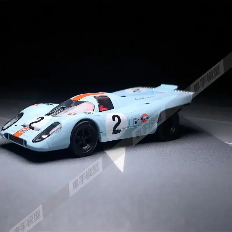 Sparky 1/64 Porsche Gulf Paint Gulf 917- # Model ze stopu metali 2, kolekcja zabawek dekoracyjnych dla dzieci, na prezenty świąteczne dla dzieci.