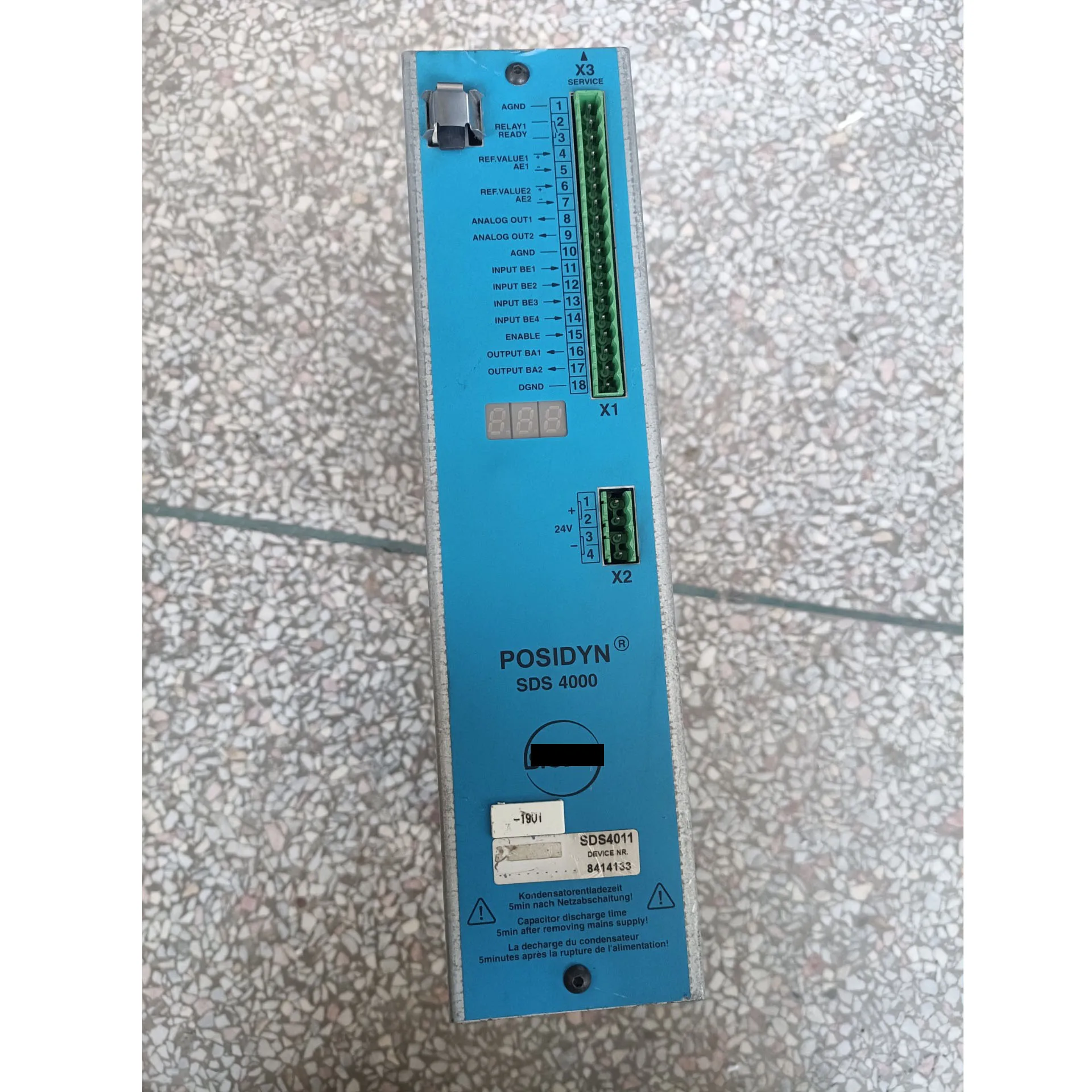 

SDS4000 SDS4011 Servo drive With warranty