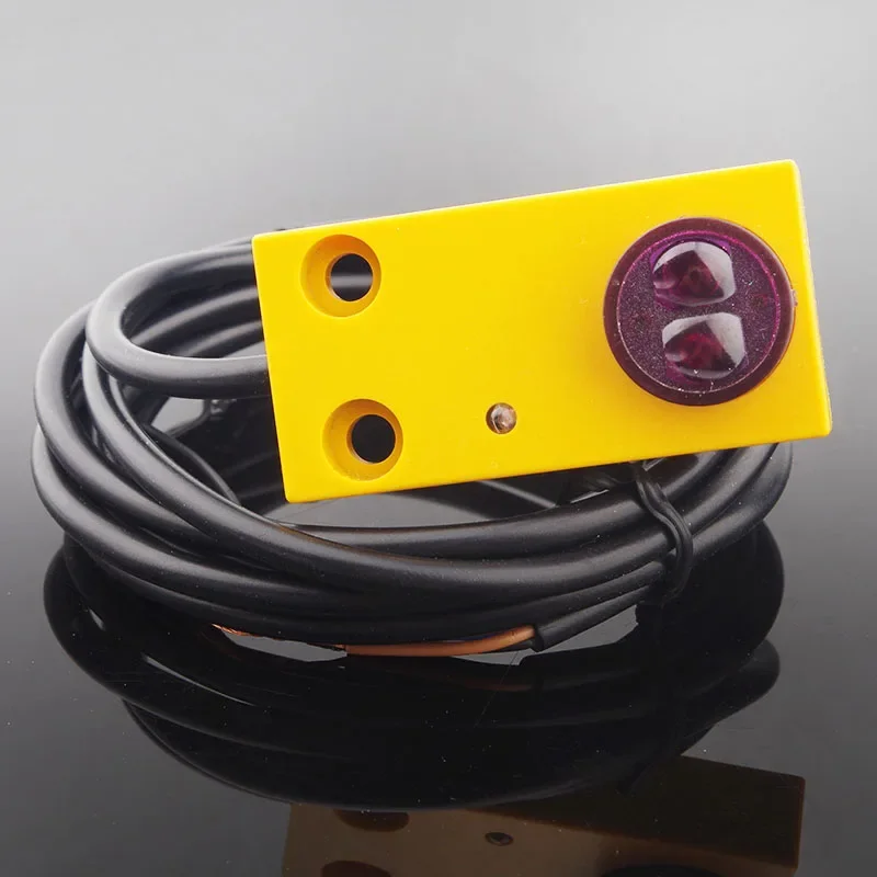 NF E3F-DS30F1 Infrared Induction Photoelectric Switch/ Diffuse Reflection Sensor NPN Normal Open/Close Three Lines