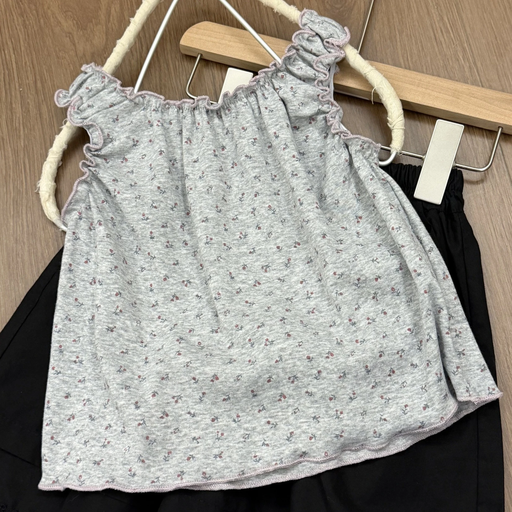 Girl T Shirt 2026 Spring and Summer New Children's Clothing Korean Style Girl Baby Small Fresh Floral Pleated Sleeveless T Shirt