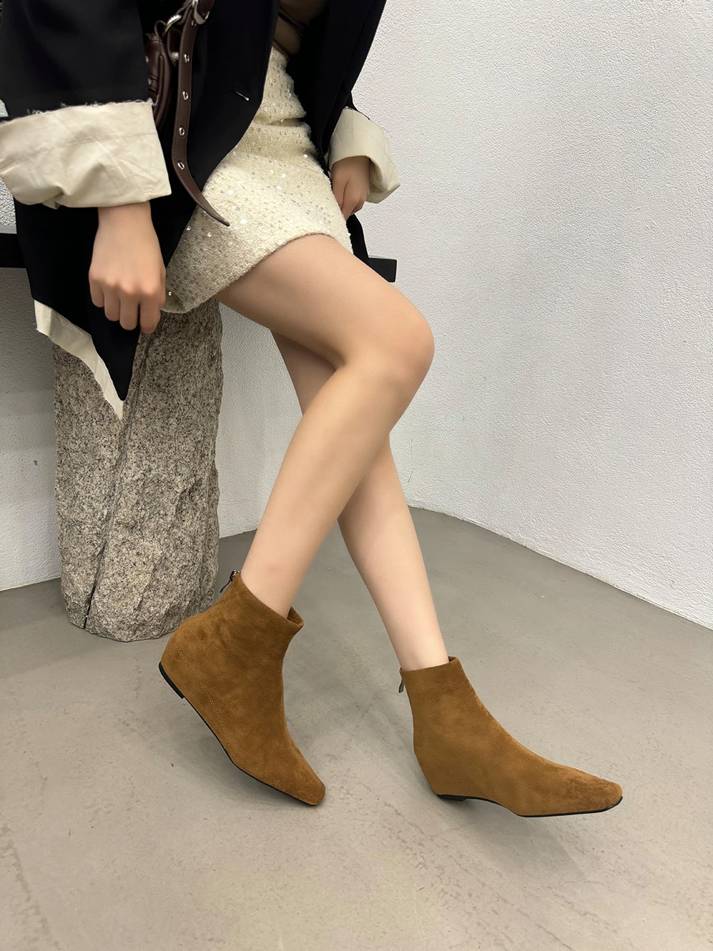 Round Toe Women Ankle Boots Chelsea Boots Woman Back Zipper Party Dress Shoes Wedge Mid Heels Winter Short Boots Woman Size 39