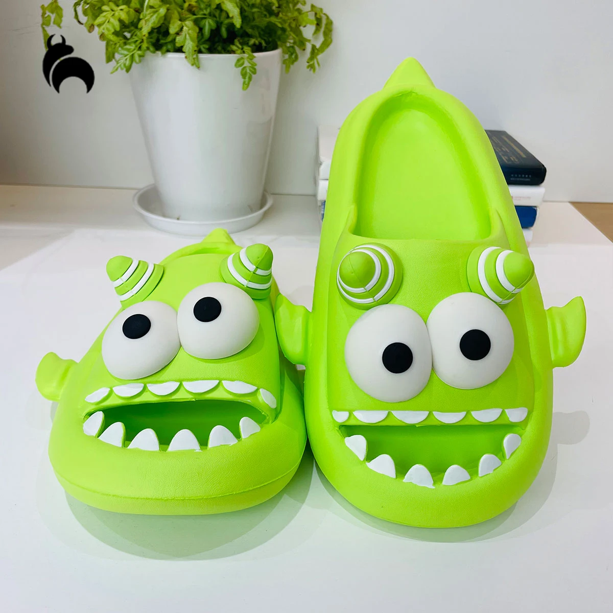 Cute Big Eyed Clown Fish Slippers for Women Summer Bathroom Anti-Slip Thick Sole Cool Slippers for External Wear image 3