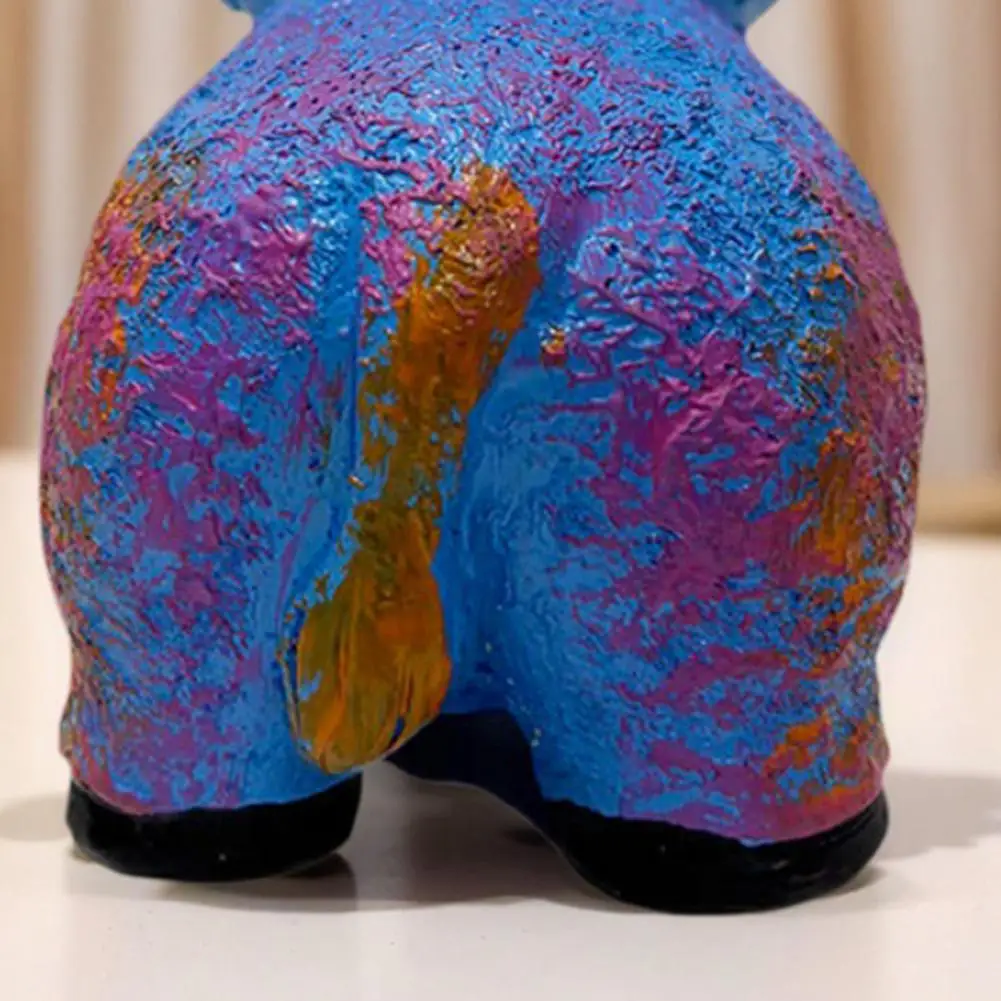 Wear-resistant Cow Figurine Resin Highland Cattle Figurine Hand-painted Highland Cow Figurine Resin Miniature for Farmhouse