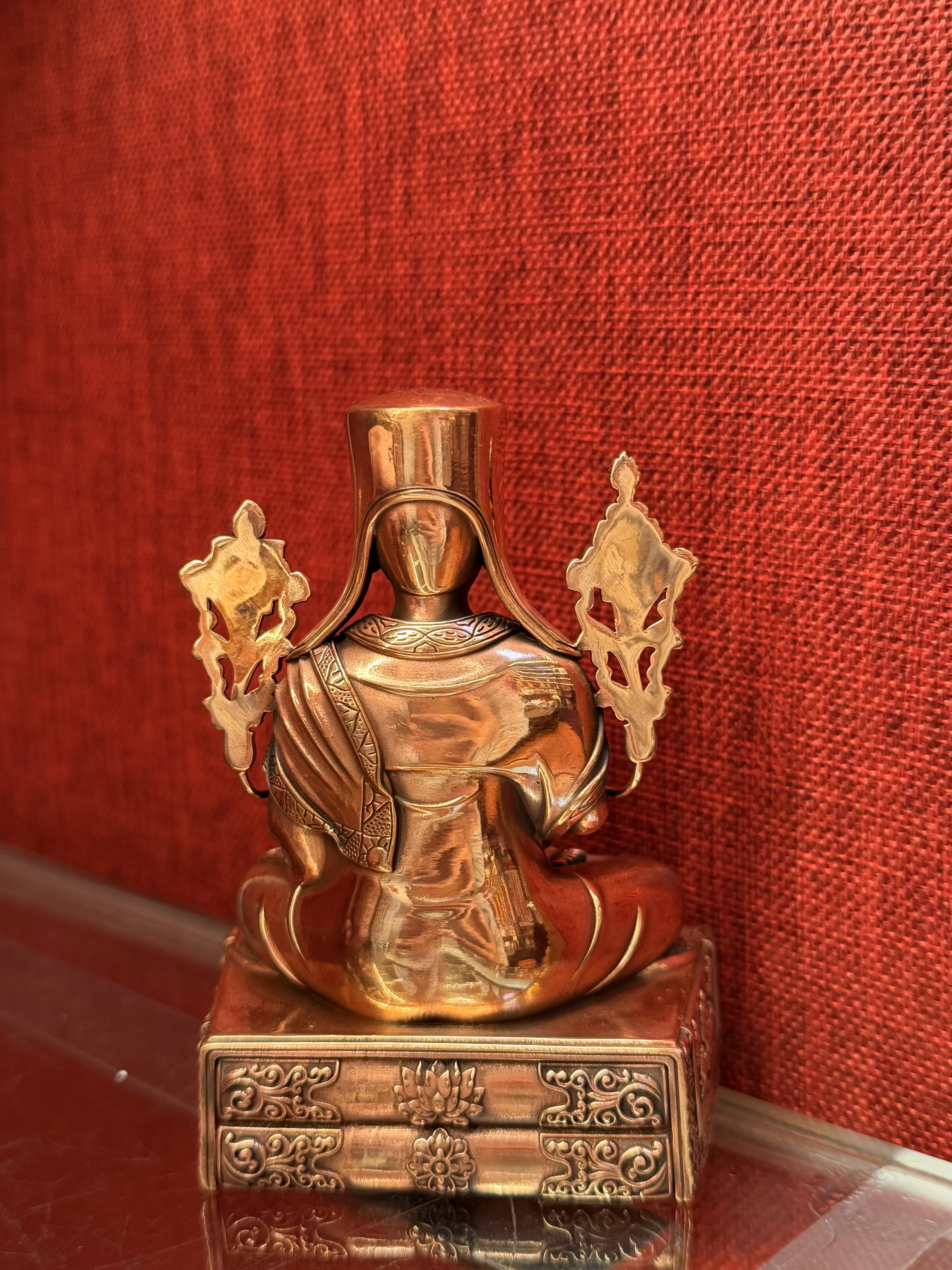 Sakya Pandita is a pure copper fine Buddha statue standing 10 centimeters tall