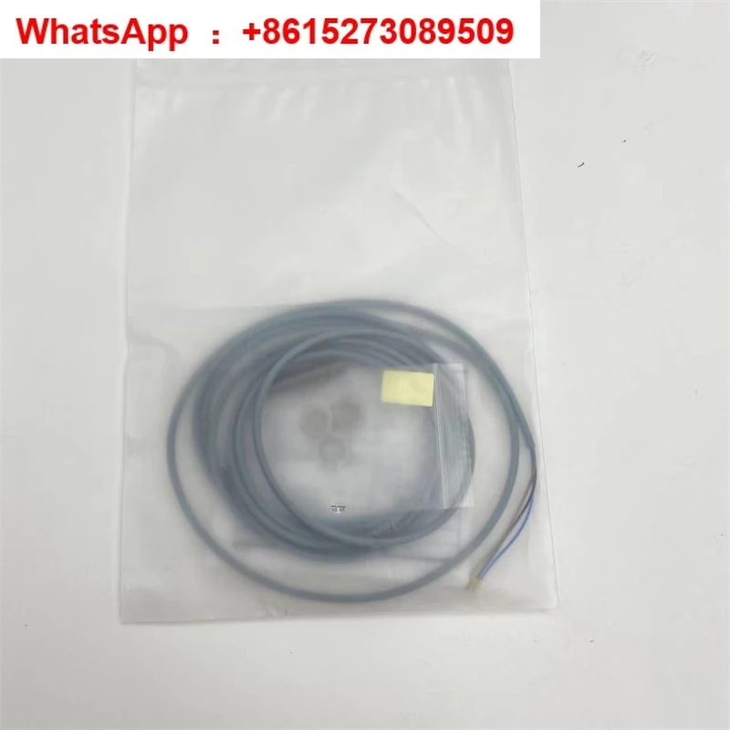 

Датчик магнитного бесконтактного переключателя SIEN-M8B-PS-K/S-L 150386 150387