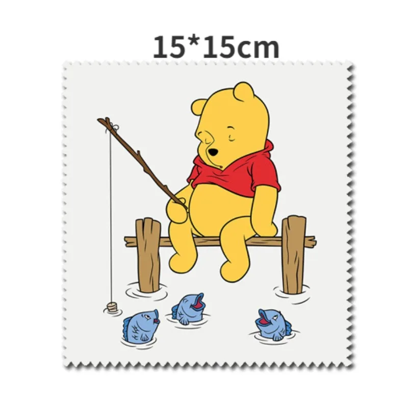 Limpiador de gafas de dibujos animados de Disney Pooh Bear Winnie, paño de limpieza de microfibra para lentes, adornos de pantalla de teléfono, regalos de limpiador, 15x15cm